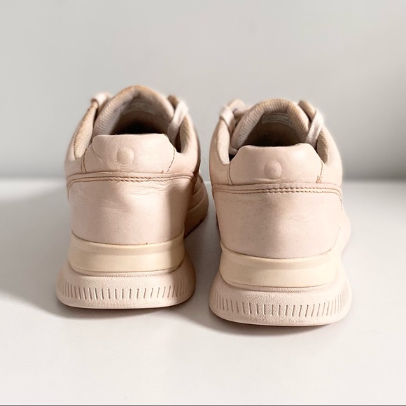 Everlane The Trainer Sneakers in Neutral/Blush - Picture 11 of 15